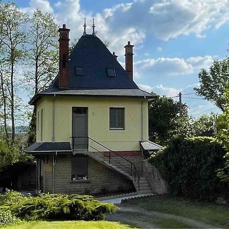 Maison Independante La Quietas Sur Les Hauteurs De Sedan Exteriér fotografie