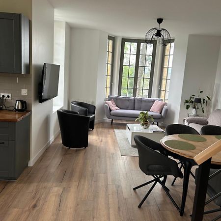 Maison Independante La Quietas Sur Les Hauteurs De Sedan Exteriér fotografie