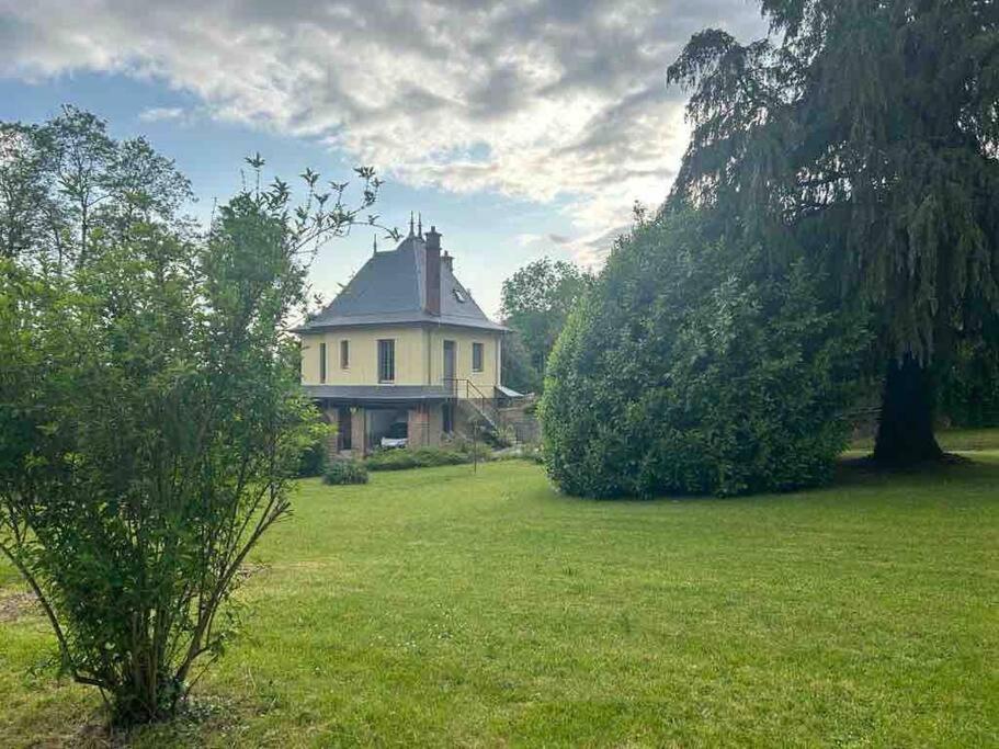 Maison Independante La Quietas Sur Les Hauteurs De Sedan Exteriér fotografie